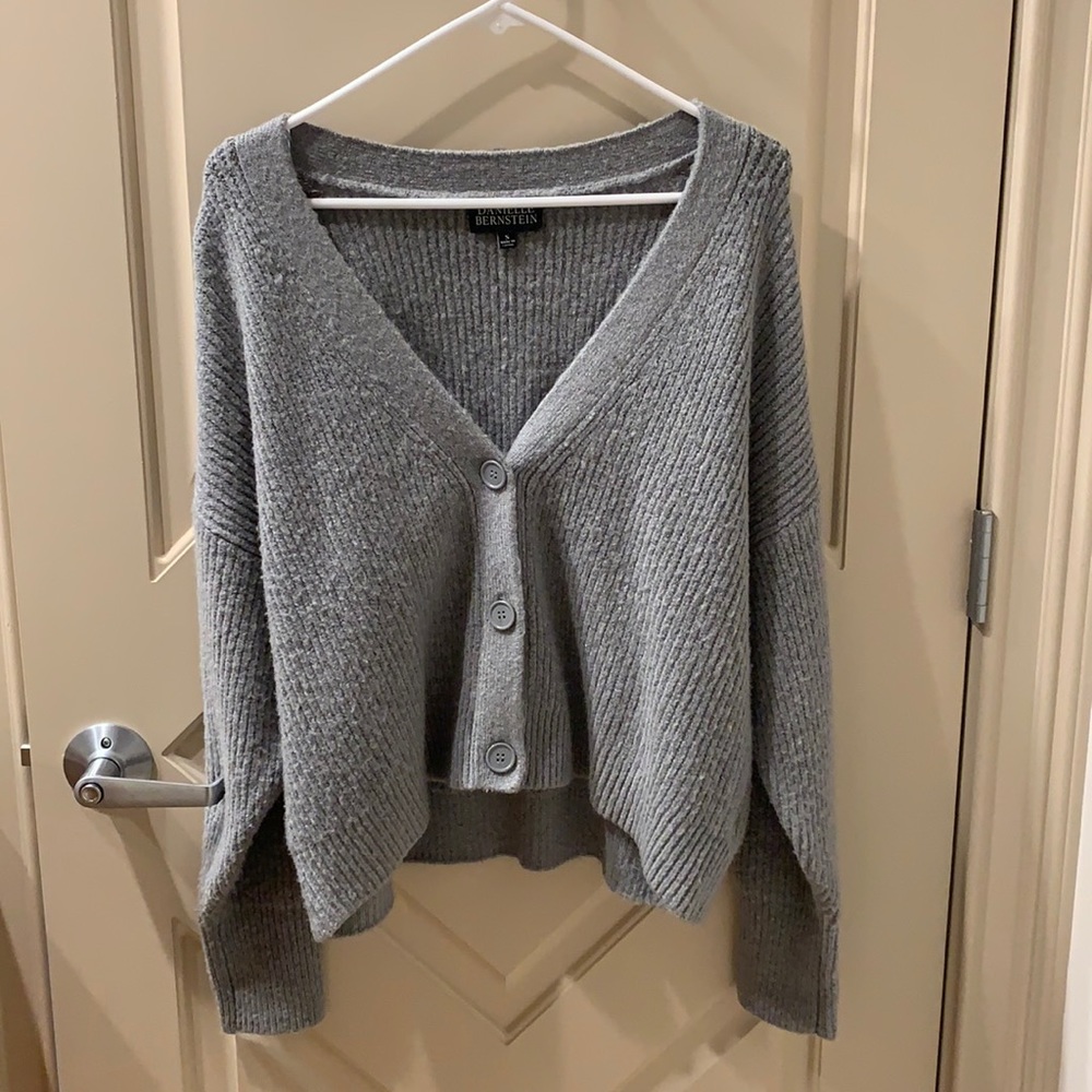 SOLD Danielle Bernstein - Small - Grey Button Cardigan - Picture 2 of 3